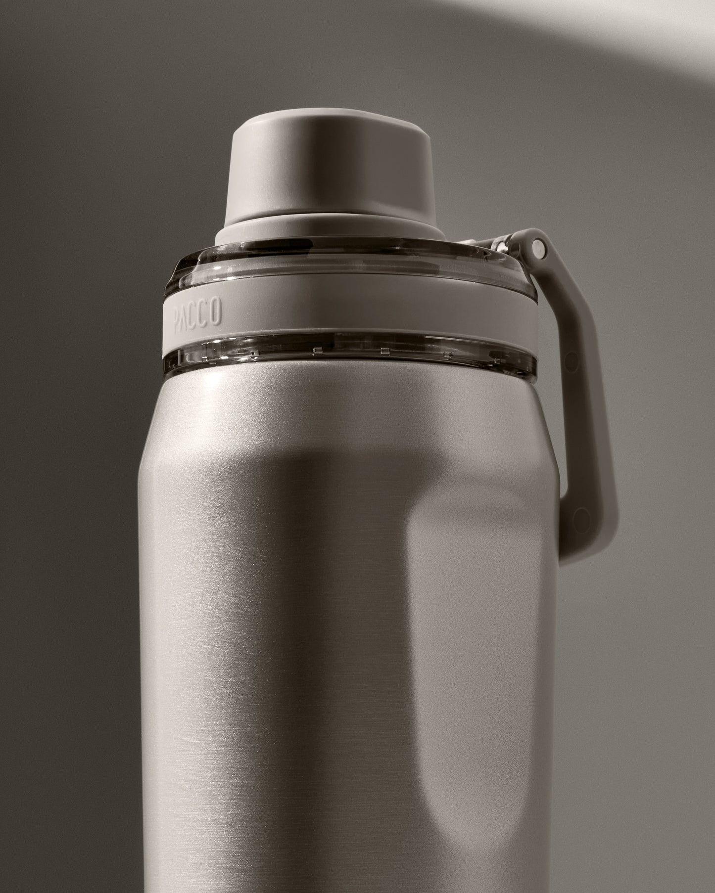 PACCO - GARRAFA VYTA GOLD 650ML