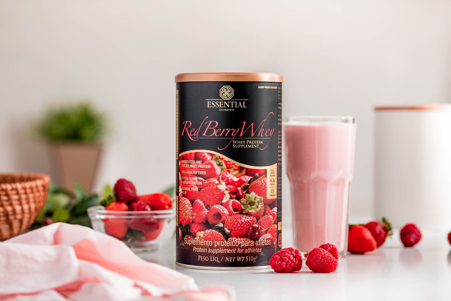 ESSENTIAL - Red Berry Whey (Lata)